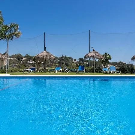 Azahara 1 8b Beautiful Frontline Golf In Popular Aloha Apartment Marbella