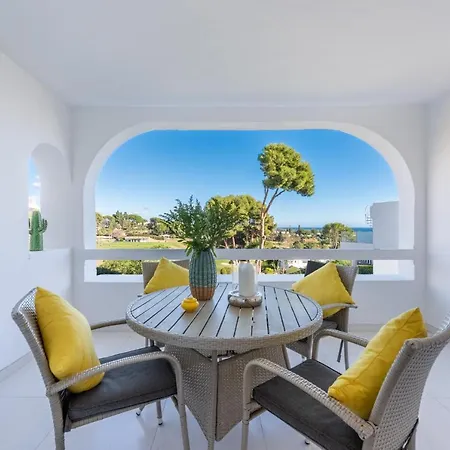 Azahara 1 8b Beautiful Frontline Golf In Popular Aloha Marbella