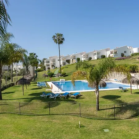 Azahara 1 8b Beautiful Frontline Golf In Popular Aloha Apartment