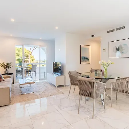Azahara 1 8b Beautiful Frontline Golf In Popular Aloha Apartment Marbella