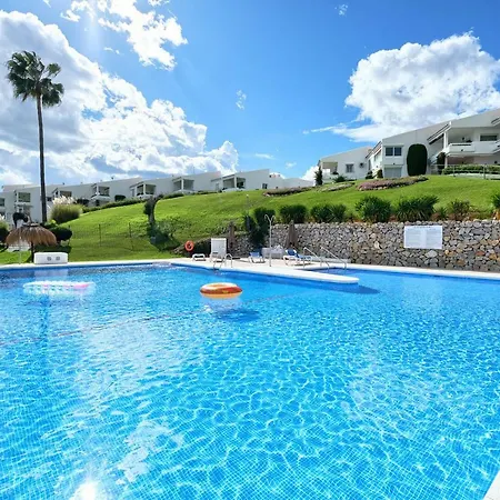 Azahara 1 8b Beautiful Frontline Golf In Popular Aloha Apartment *
